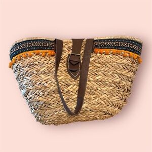 Amale straw beach Tote with Pom poms